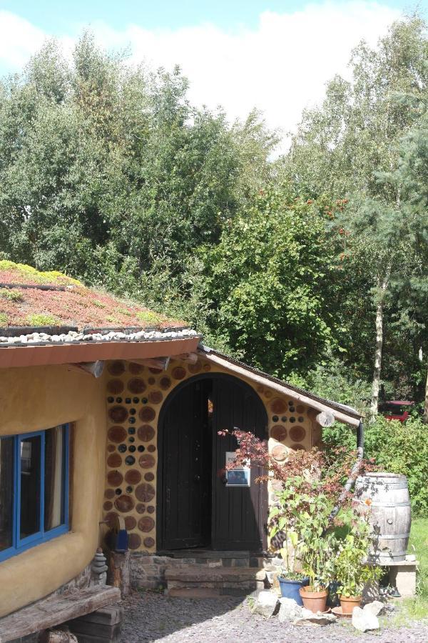 Sapphire Forest Garden Shepherd's Hut *