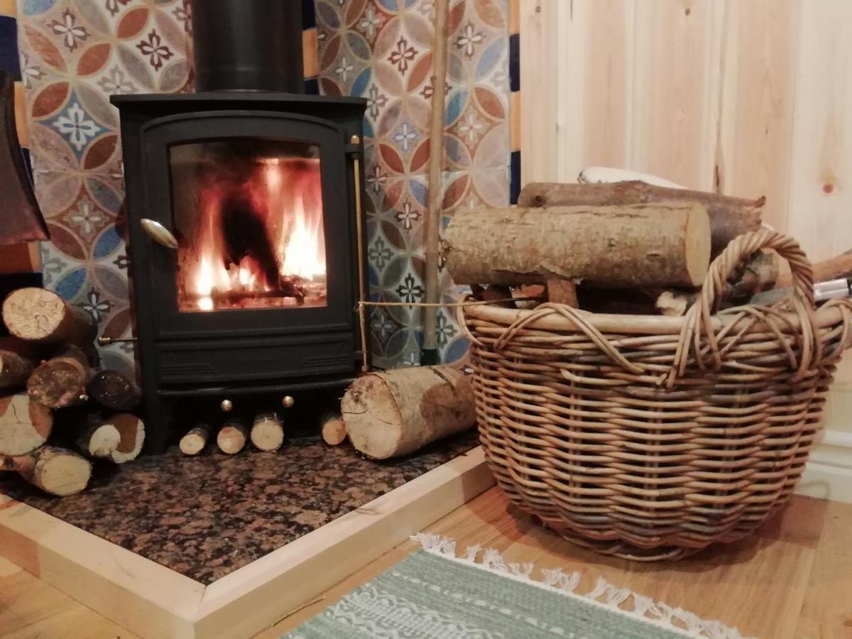 Chalet Sapphire Forest Garden Shepherd's Hut *